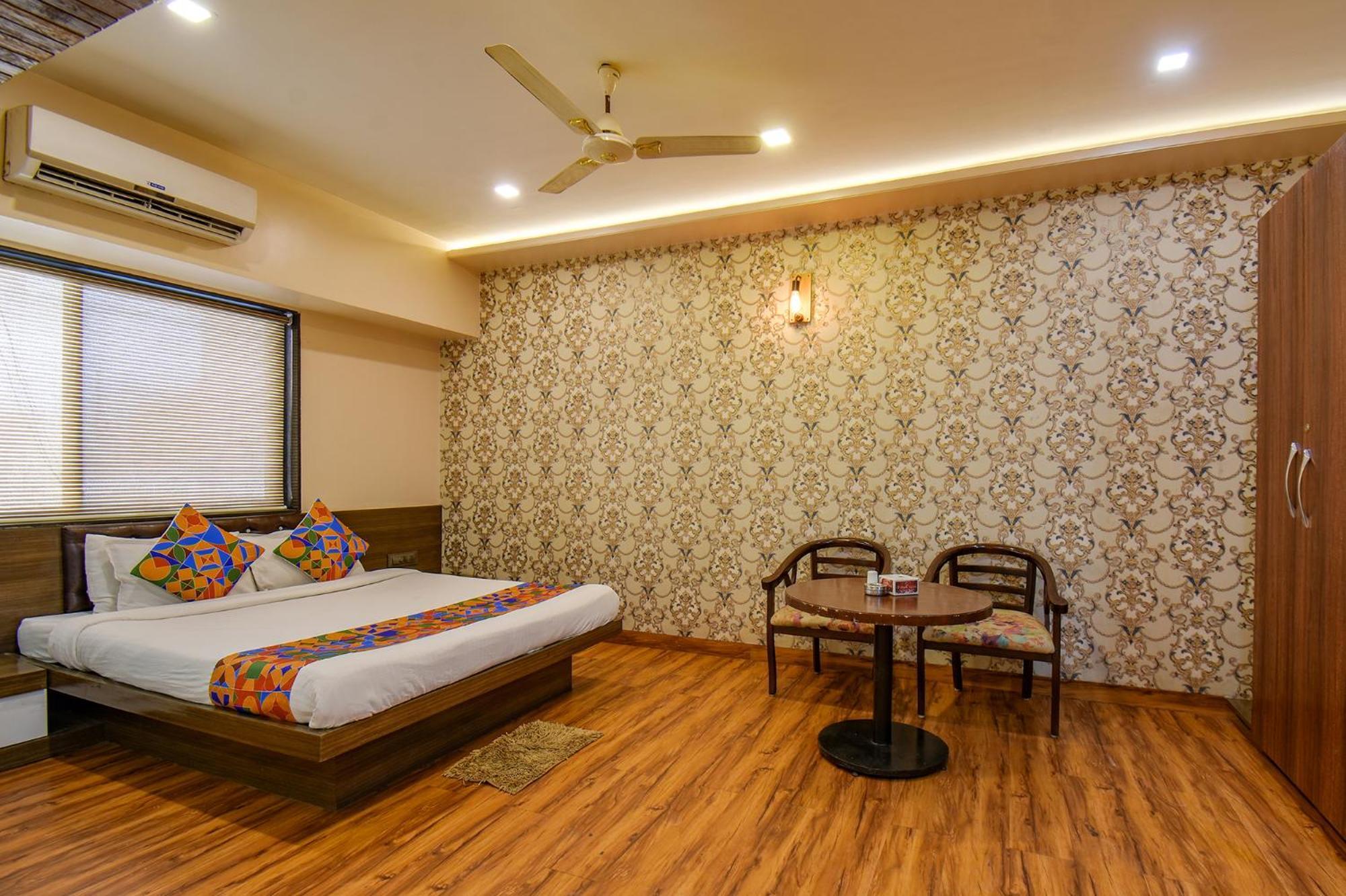 Fabexpress Glory - Nr Skywalk Bridge Hotel Pimpri-Chinchwad Kültér fotó