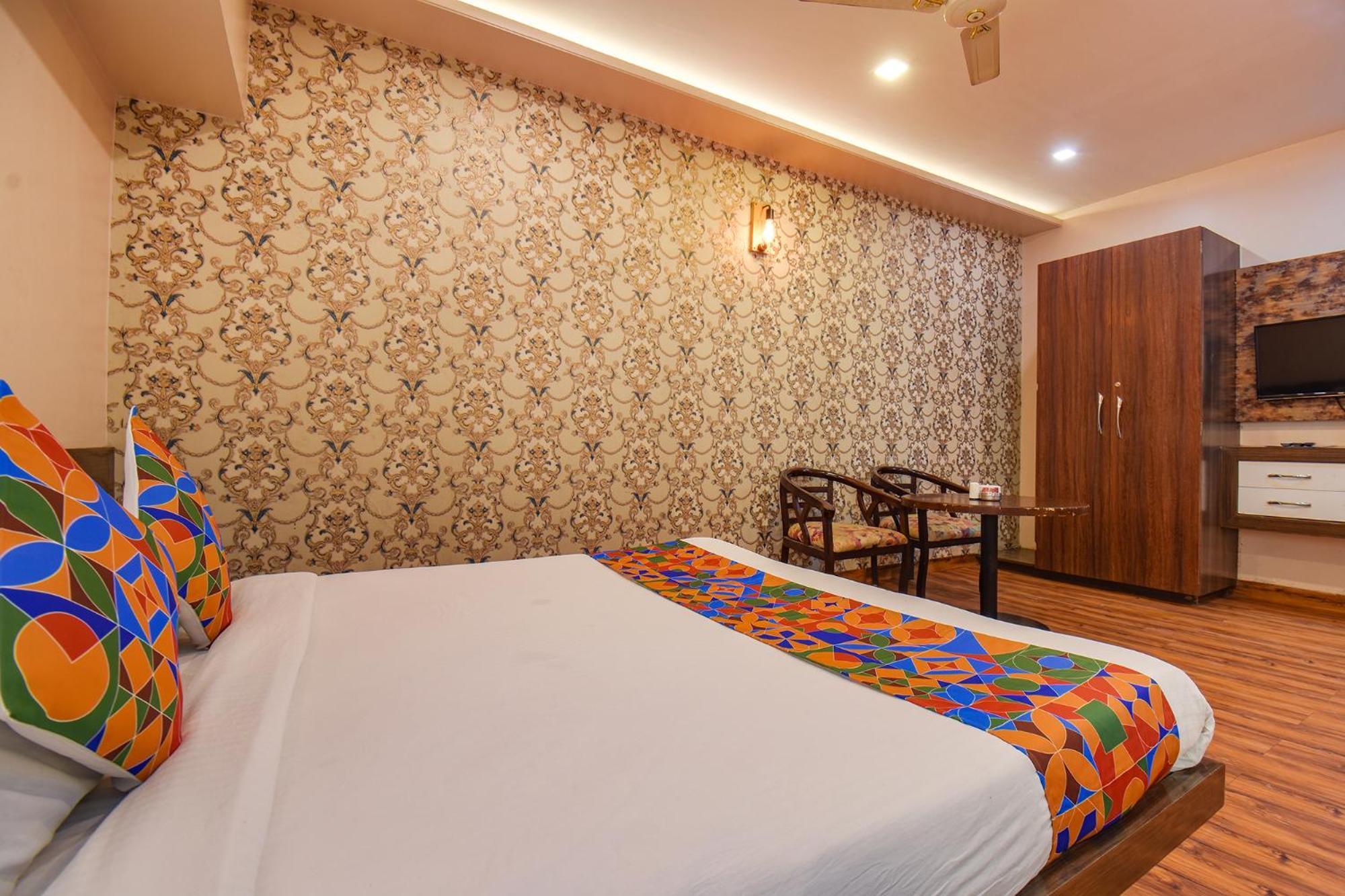 Fabexpress Glory - Nr Skywalk Bridge Hotel Pimpri-Chinchwad Kültér fotó