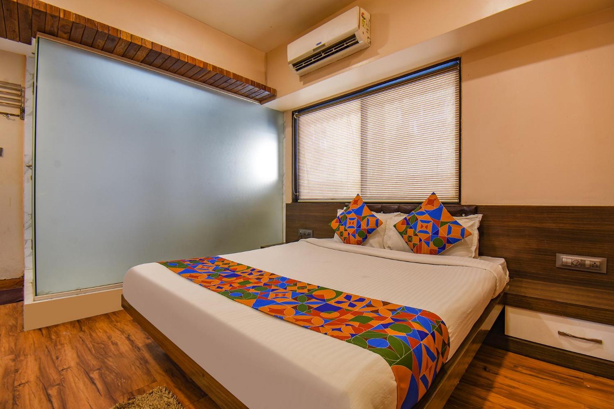 Fabexpress Glory - Nr Skywalk Bridge Hotel Pimpri-Chinchwad Kültér fotó